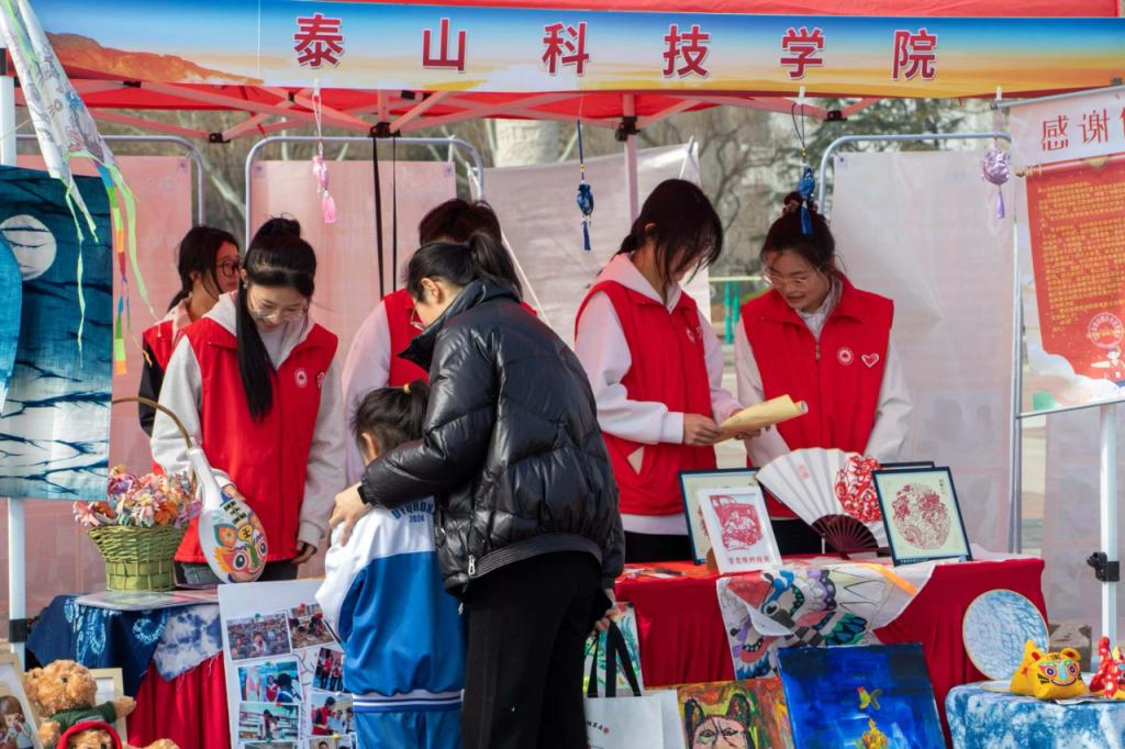 点赞！山东共青团简报刊发泰山科技学院“百万大学生进社区”工作