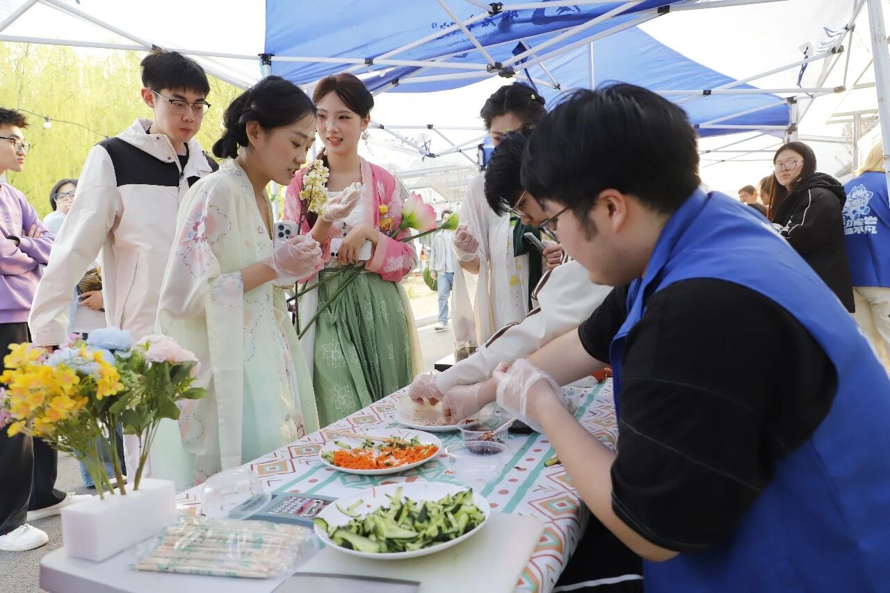 书院步行街第31期丨与春天久别重逢