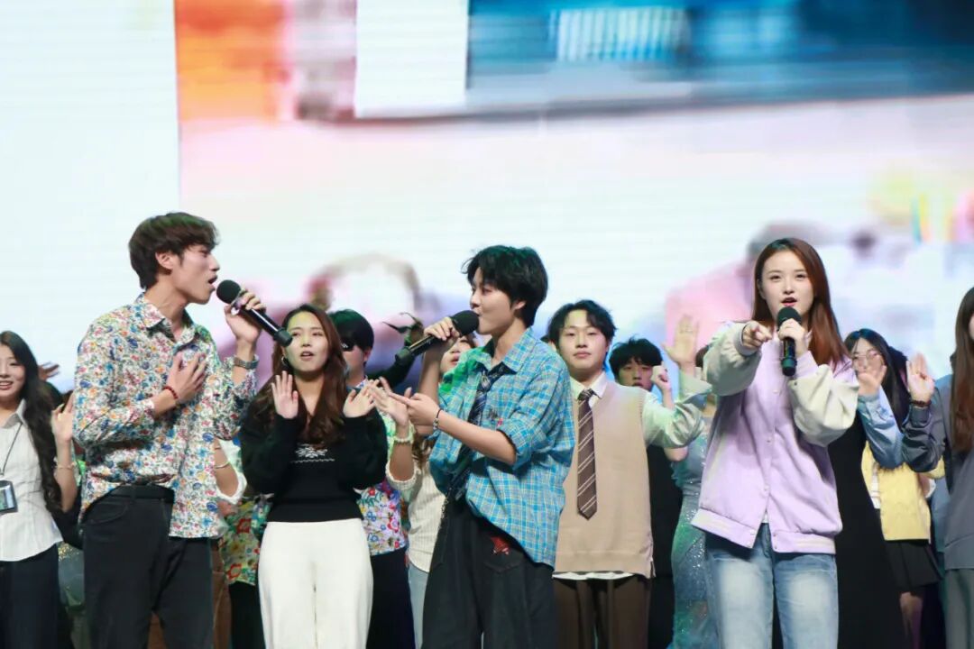 一天，一月，一年，都是我们共同写下的故事